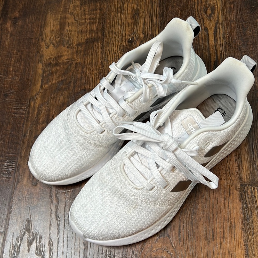 Adidas tennis shoes